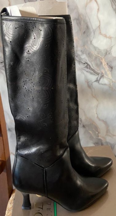 Botas pretas de couro Verão Pele excelente estado