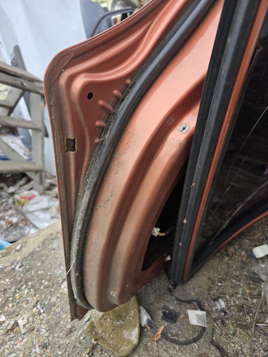 Дверь задняя Chery Kimo S12 левая правая чери кимо двері дверка