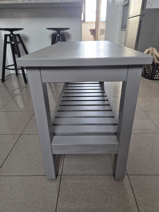 Banco cinza Ikea