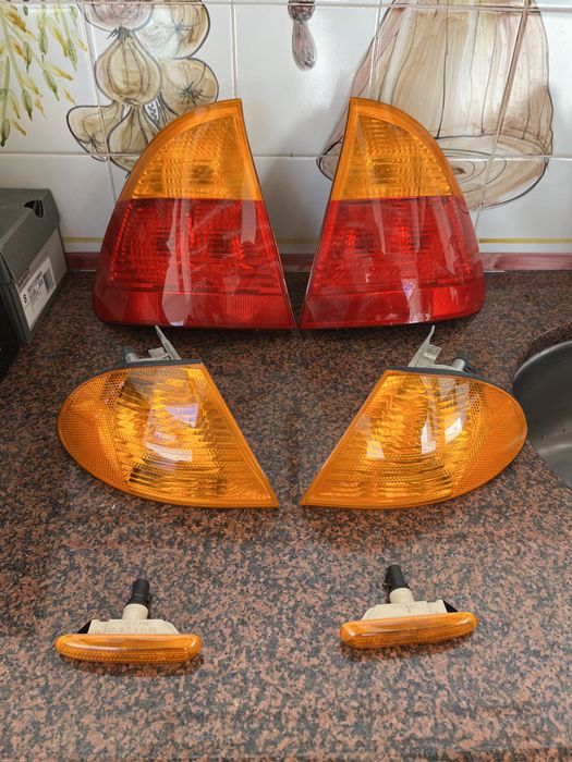 Conjunto faróis originais BMW e46 carrinha