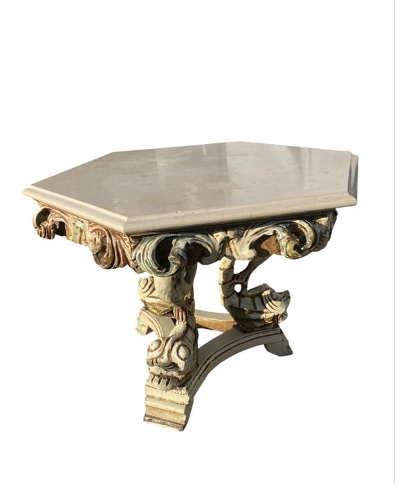 Mesa em Madeira com Tampo de Mármore