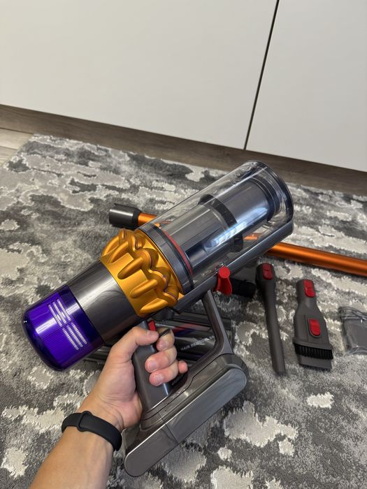 Пилосос Dyson V15