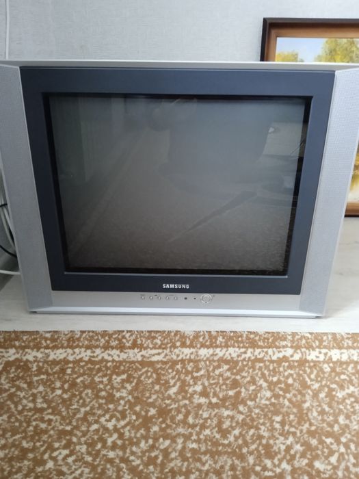 Телевізор Saturn