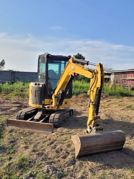 Mini giratória Caterpillar 3 TN