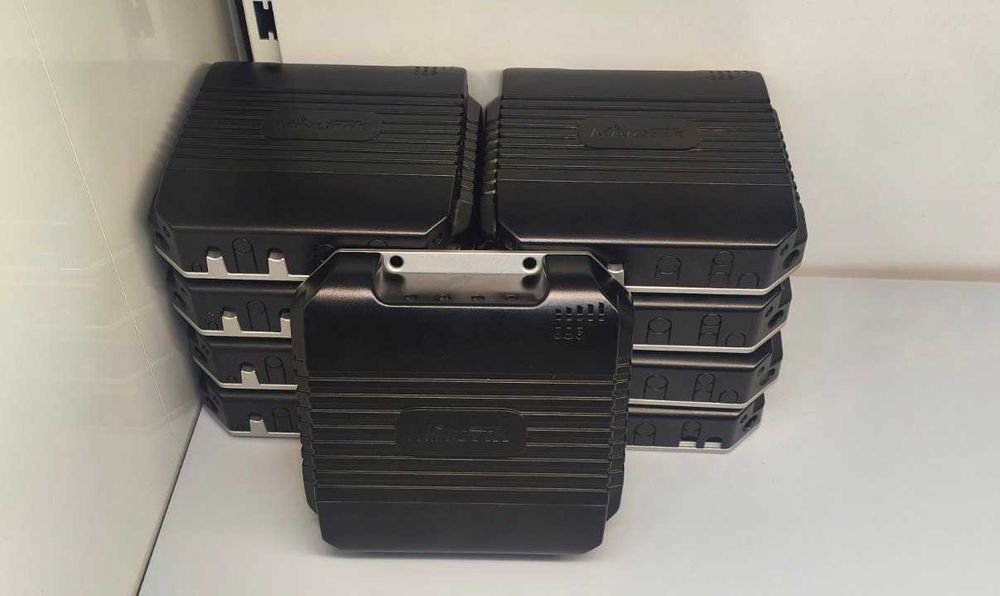 Мощный Wi-Fi 2.4Ghz Gigabit Mikrotik LtAP LTE6 kit GPS USB 3SIM