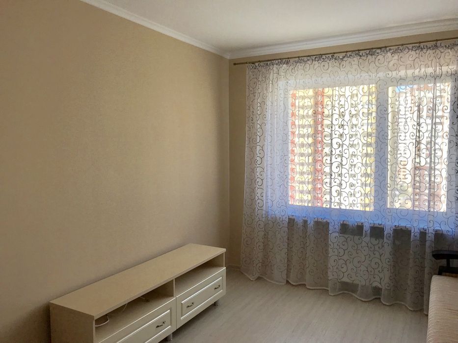 Здається  однокімнатна квартира
