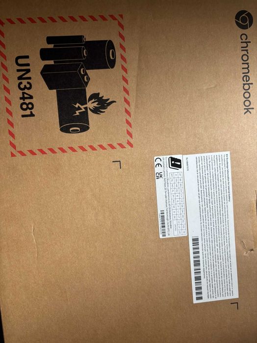 Portátil LENOVO IdeaPad Slim 3 Chrome 14M868 Chromebook