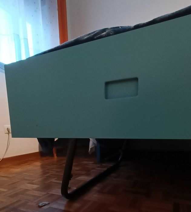 Cama juvenil dupla muito bom estado