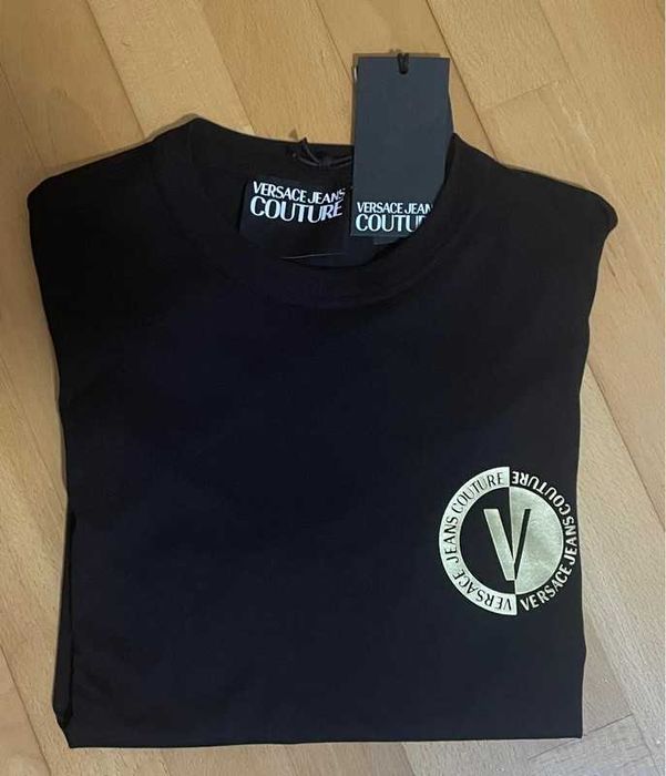 T-Shirt preta - marca Versage