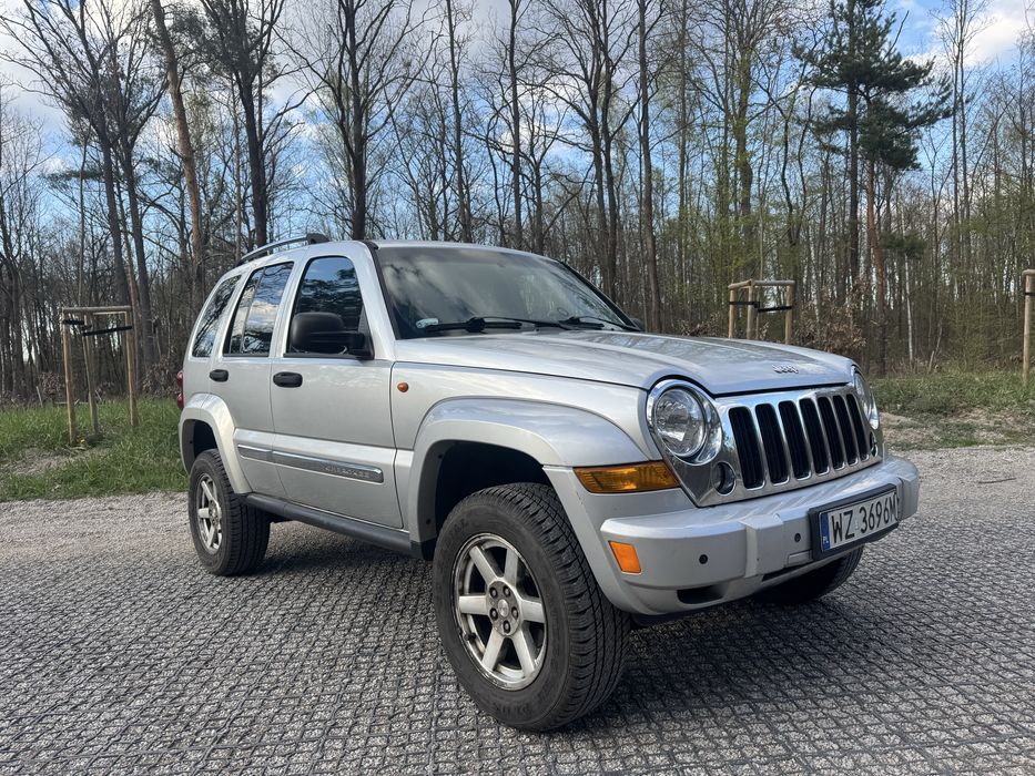 Jeep Cherokee KJ Limited 2.8 CRD