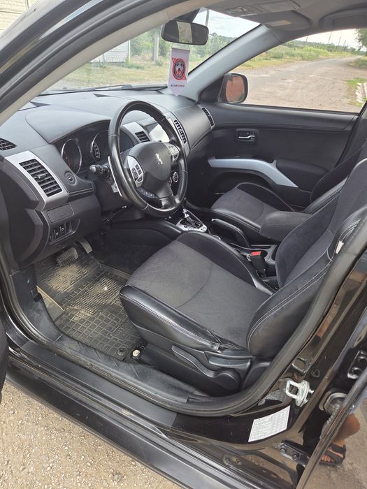 Продаж авто Пежо 4007