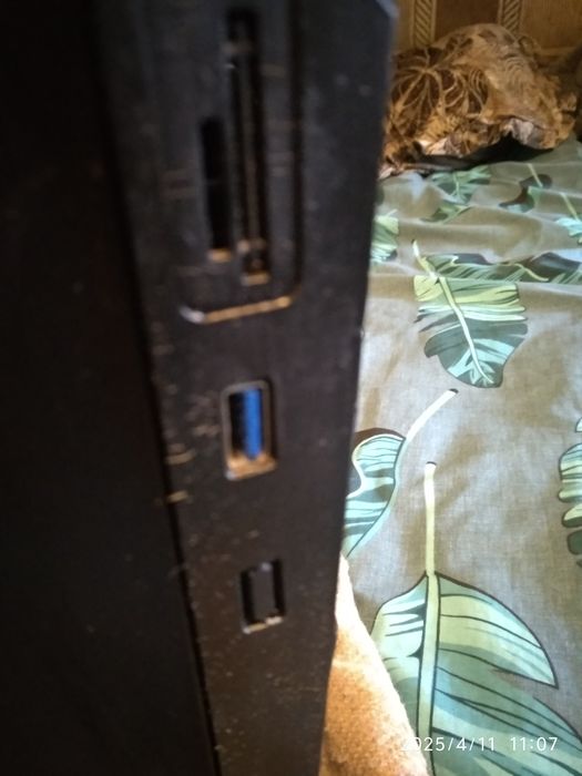 Корпус для ПК з 3-мя, вент-ми, прозрачным оргстеклом от монитора