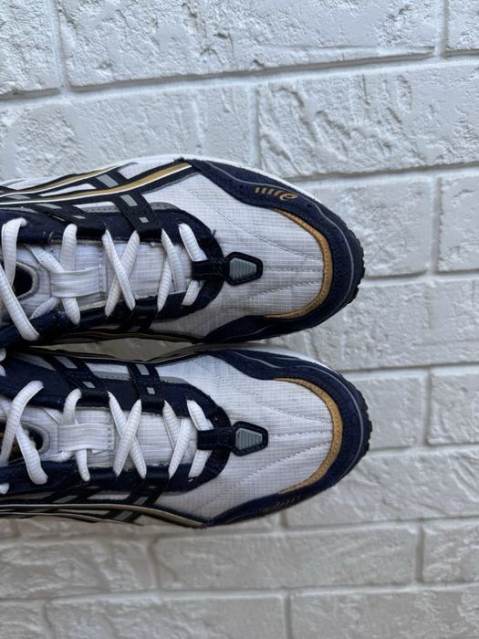 Кросівки Asics GEL-1090