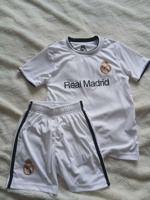Reserved real madrit Komplet koszulka 122 128