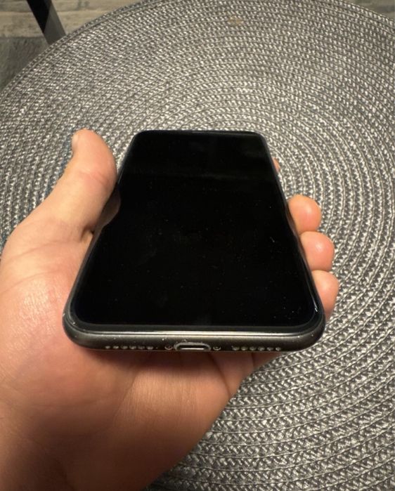iPhone 11 64 GB