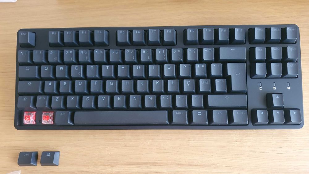 Teclado mecânico CIY X77 gaming TKL