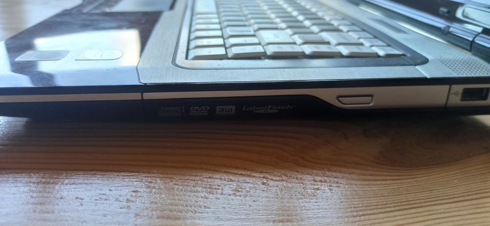 Ноутбук Gateway m-series