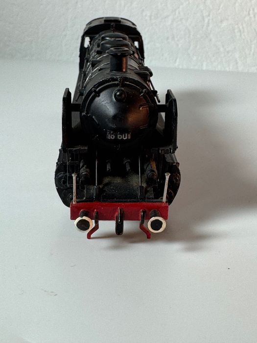 Паровоз Trix Express International BR 18 601 (H0): 2 800 грн
