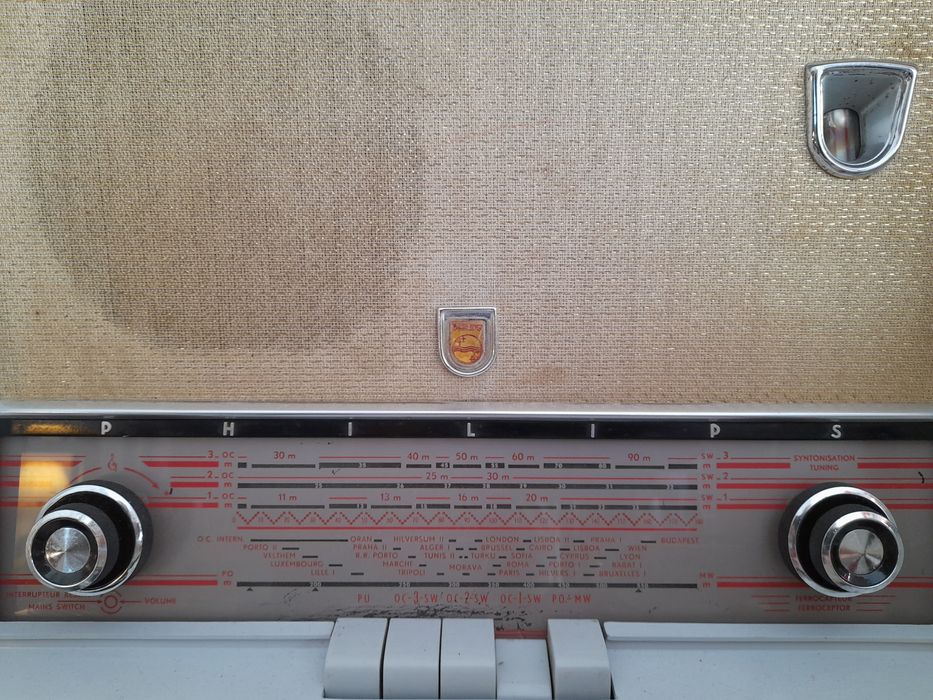 Rádio de válvulas Philips funciona antigo, original- placa digital