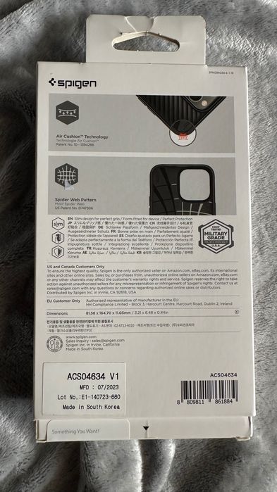 Чохол Spigen 14 Pro Max новий