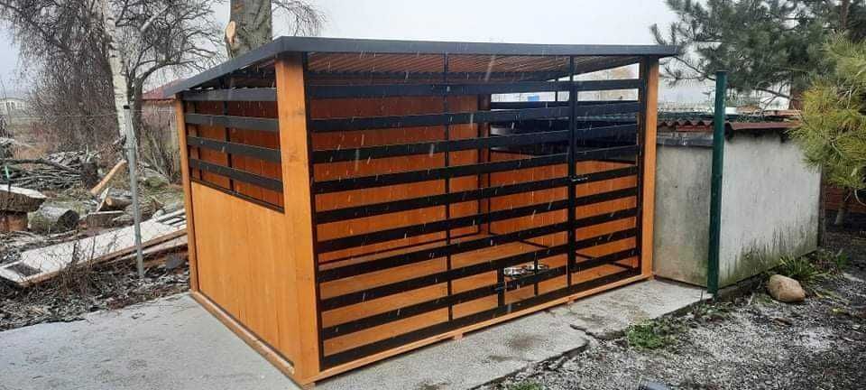 Kojec Dla Psa z Elementami Drewna