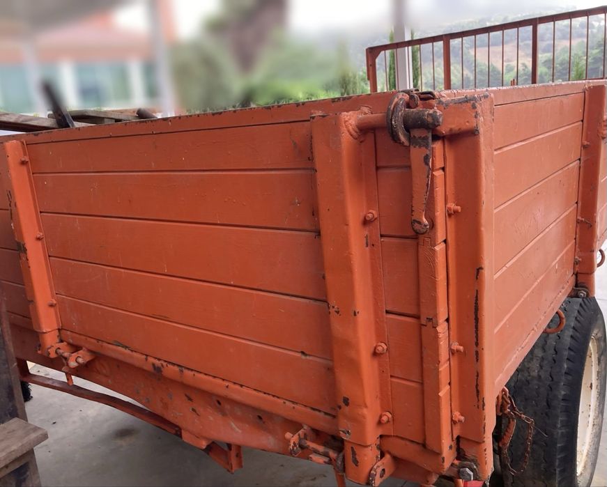 Reboque Galucho aberto basculante