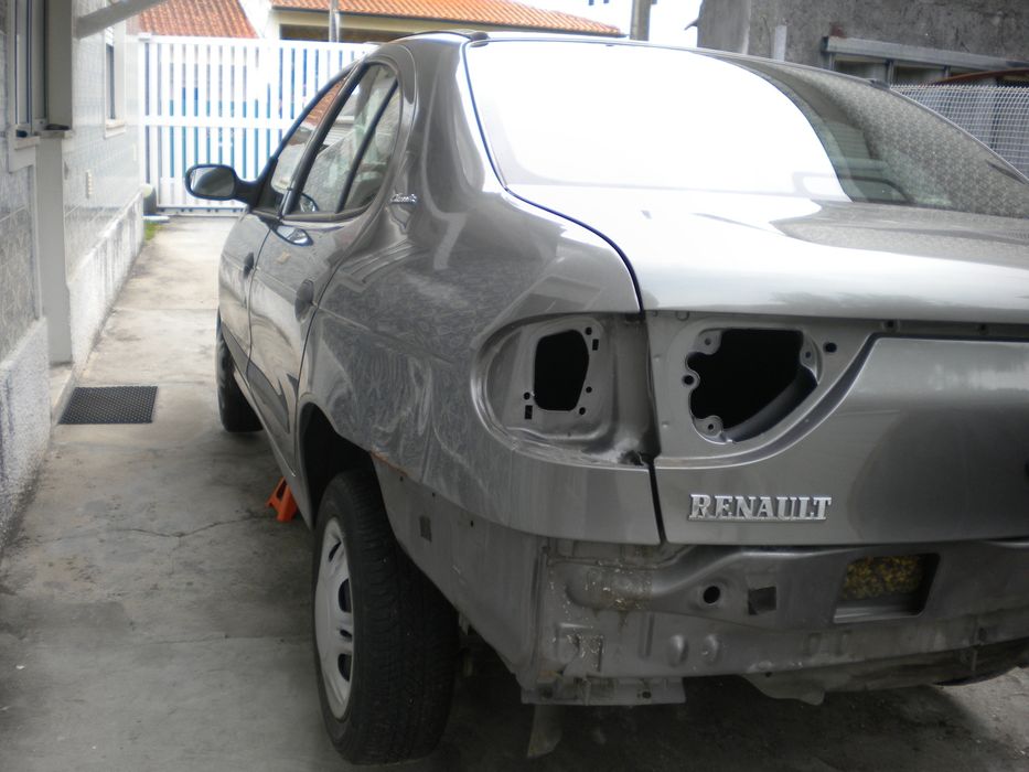 Partes Carro Renault Megane 2001