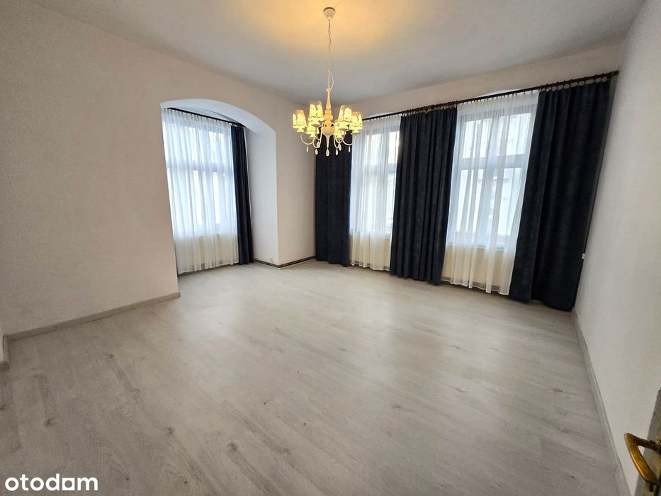 elegancja lokalu, I piętro, 3 pokoje, garaż