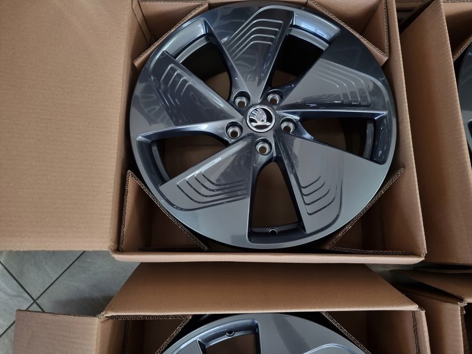 Nowe Felgi Do Skoda Octavia Scout Octavia 18 Cali 5X112