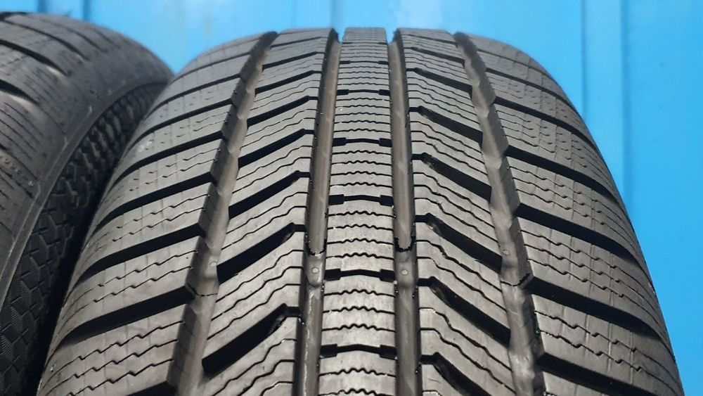 4 x 215/65 R17 Markowe opony zimowe Continental ! Rok 2023