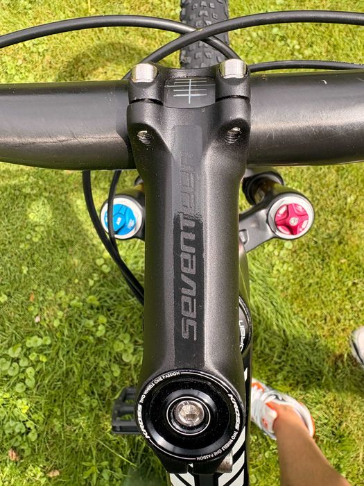 Rower specialized carbon