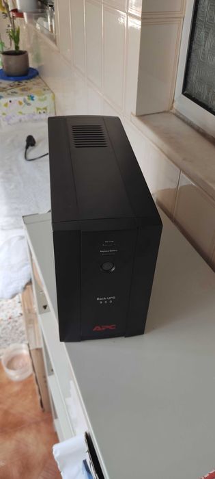APC - Back-UPS 950