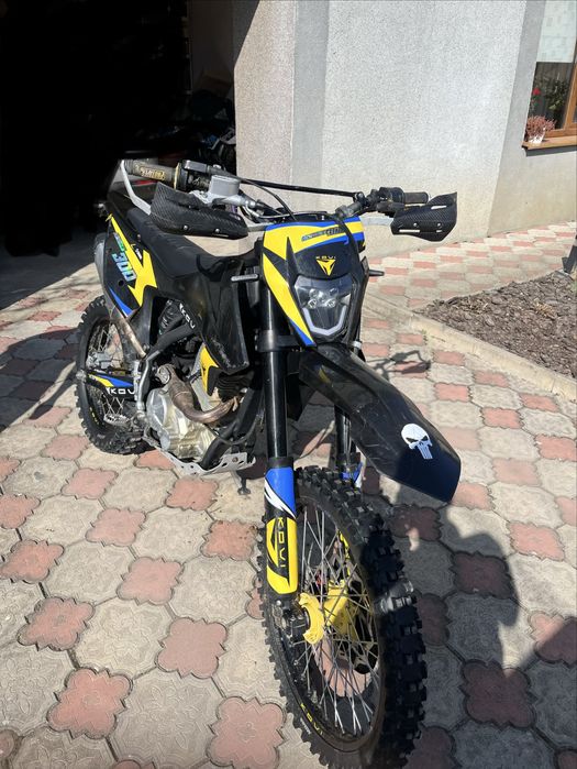 Продам кові адванс 300