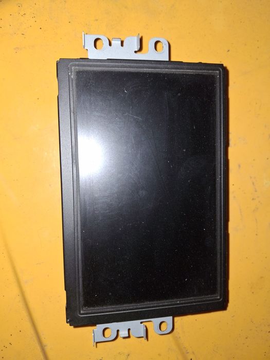 Ekran wyświetlacz Volvo V40 stan bdb