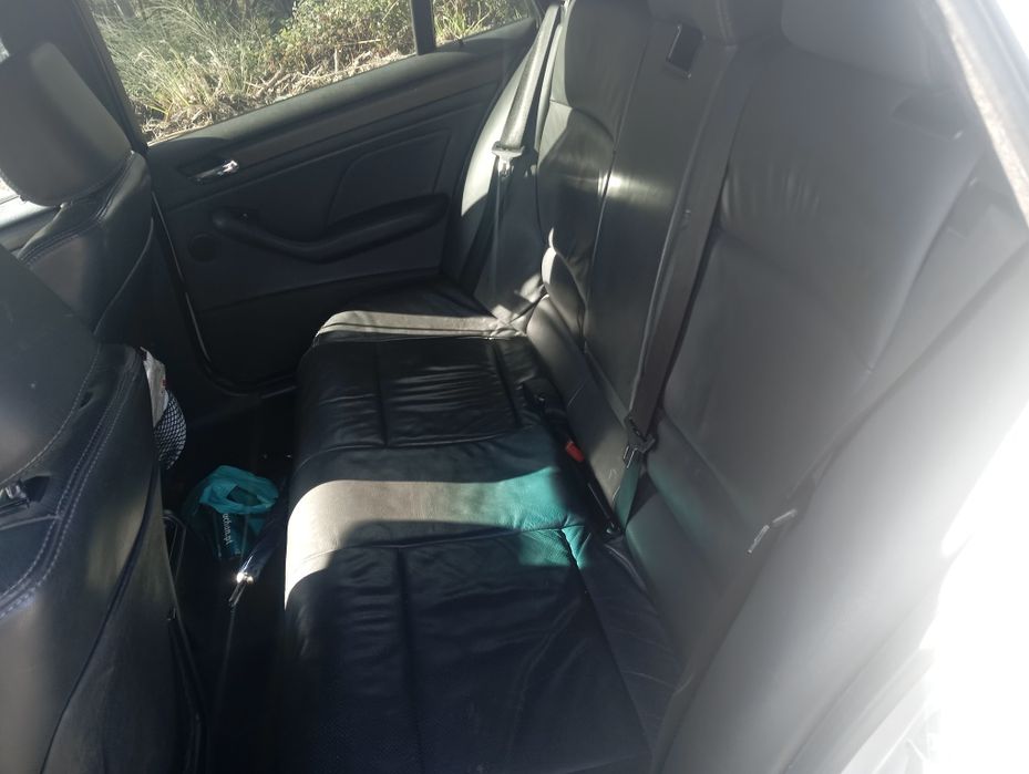 BMW 346l touring , pack M de origem.