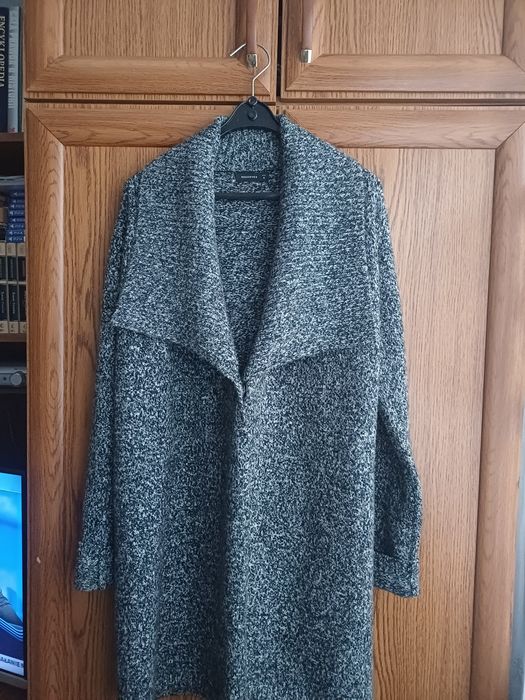 Damski sweter Reserved