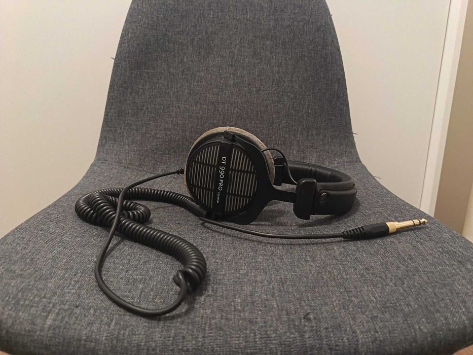 Auscultadores Beyerdynamic DT 990 Pro 250 ohm