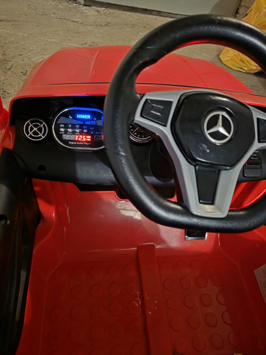 Auto na akumulator mercedes