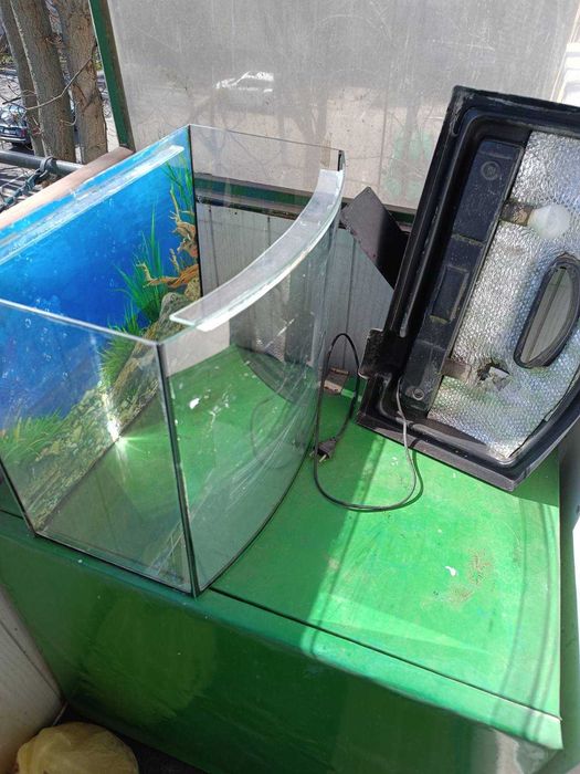 Продаётся аквариум