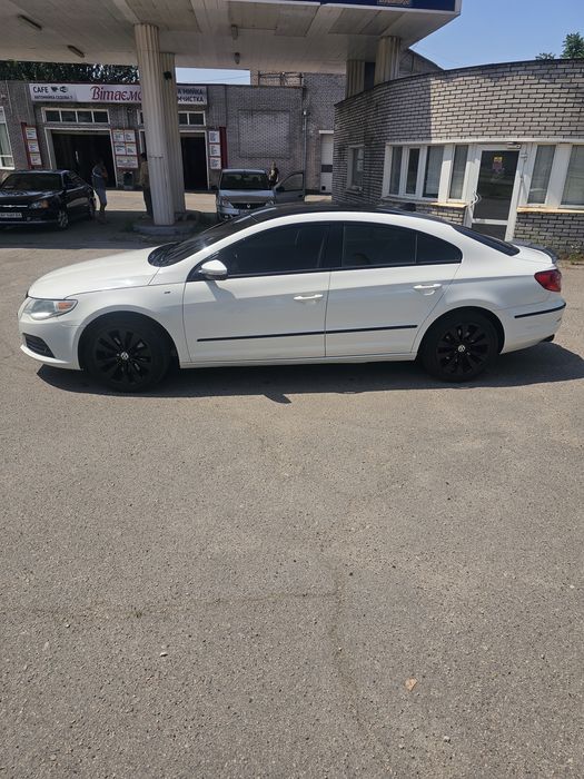 Volkswagen CC 2010г.