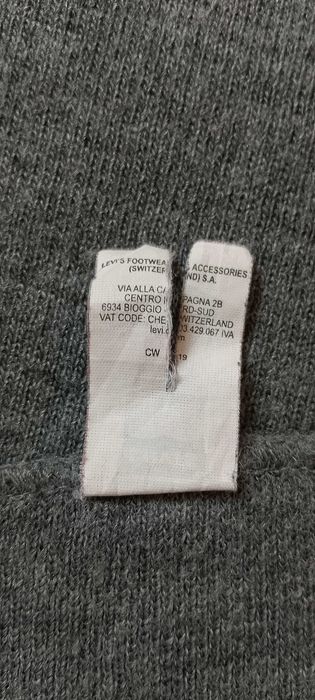 Шарф Levi's сірого кольору акрил чоловічий / унісекс Італія