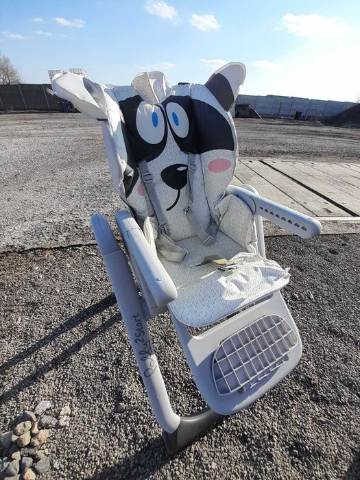 Fotelik do karmienia dla dziecka