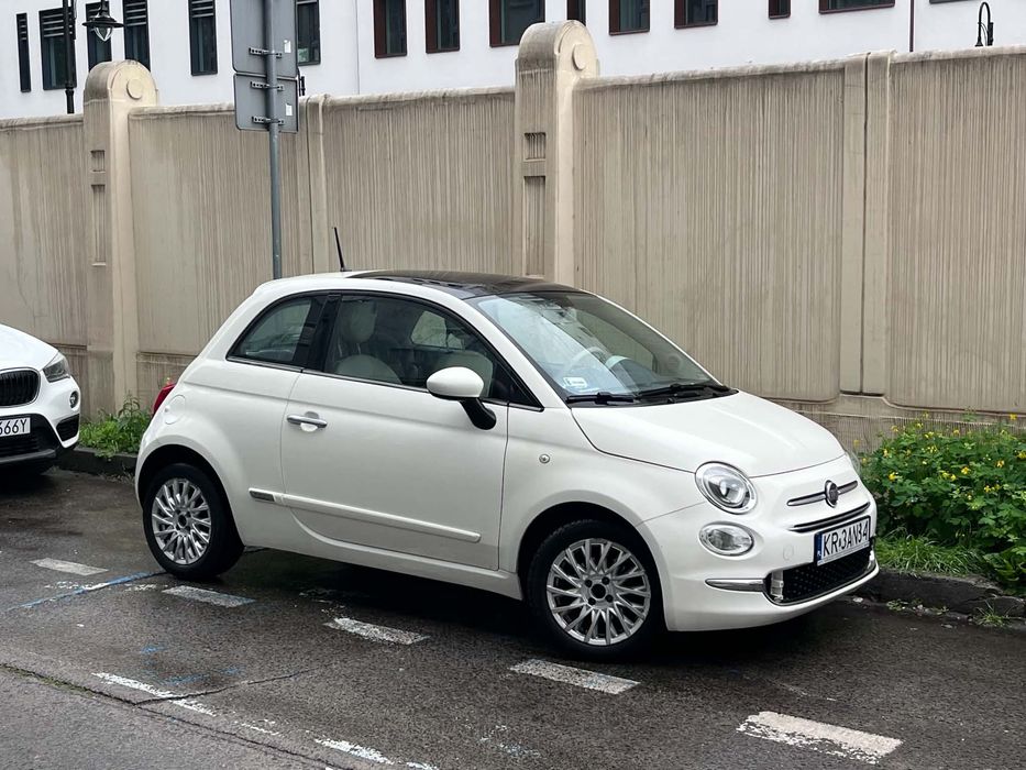 Fiat 500 Jestem pierwszym właścicielem, samochód bezwypadkowy. Szklany dach.
