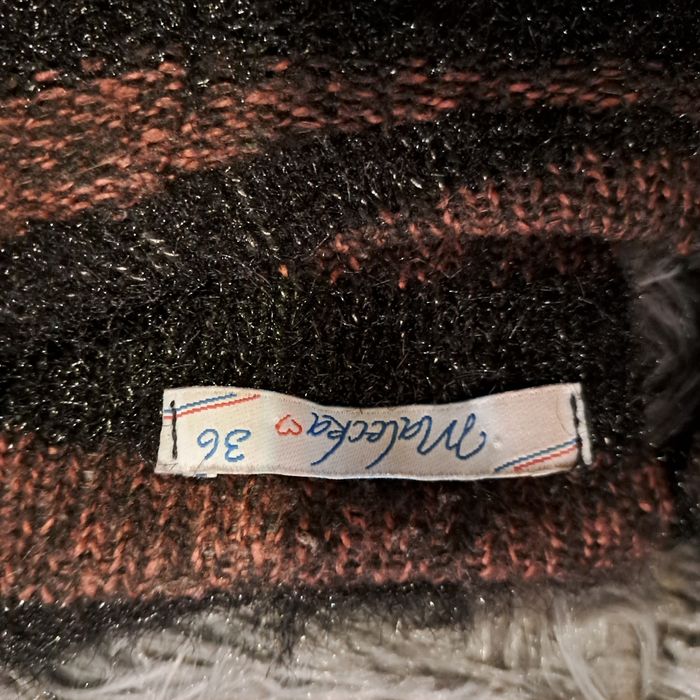 Sweterek marki Malecka w rozmiarze S