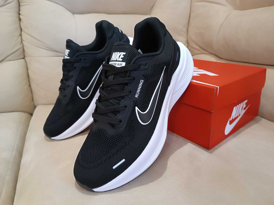 Чоловічі кросівки nike air zoom