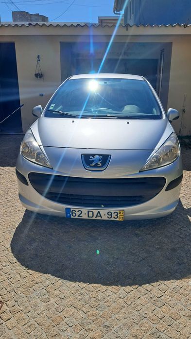 Vendo peugeot 207 van. 2 lugares (negociável)