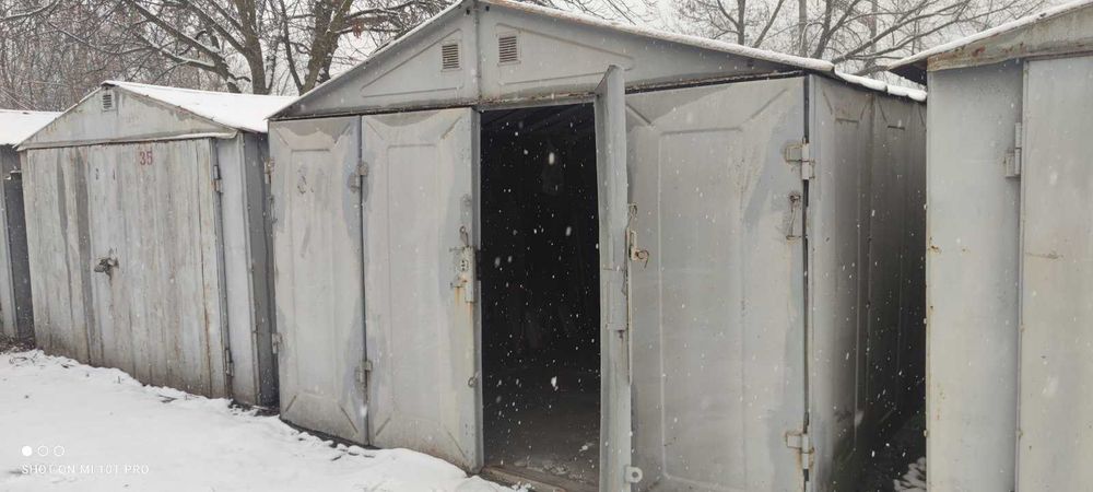 Продам гараж в гаражному кооперативі