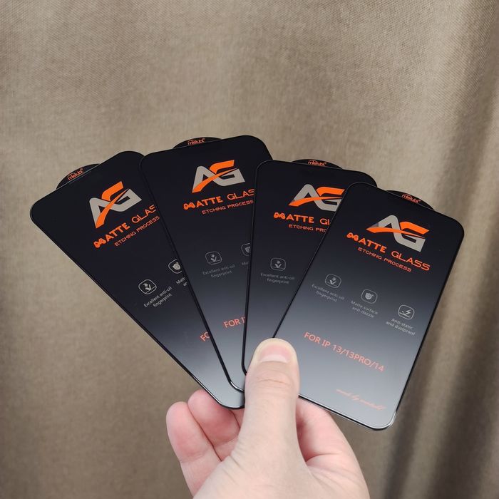 Матове скло для iPhone 16 Pro Max  iPhone 15 Pro Max та інших  моделей