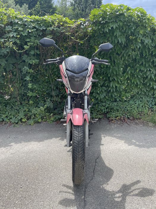 Honda CB125E 2011