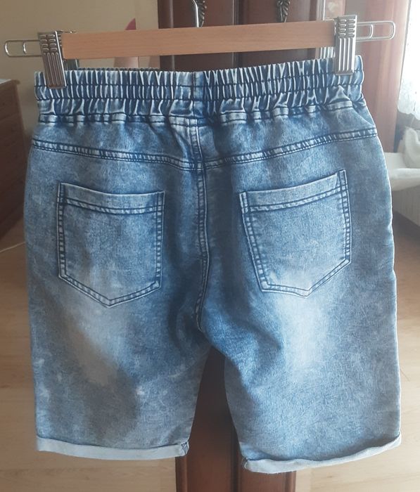 Spodenki chłopięce r.134 /stan bdb/ 95%bawełna